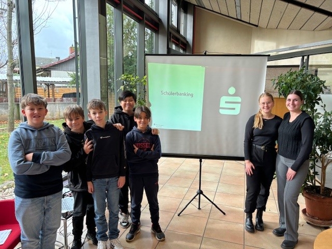 Besuch der Sparkasse Wöllstein