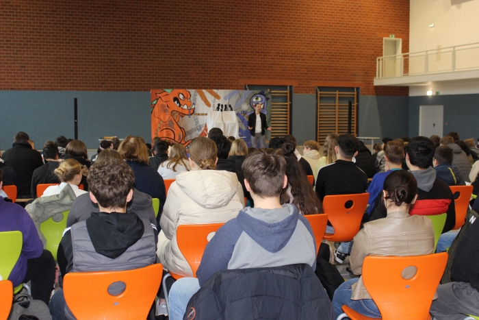 „Wir waren mal Freunde“ – Radiks an der Realschule plus Wöllstein